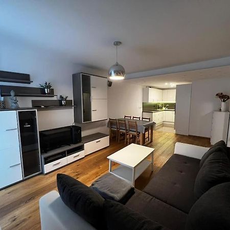 Porec, Tolle 3 Zi-Whg, Sehr Zentral, Top Zustand! Mit Internet Und W-Lan! المظهر الخارجي الصورة