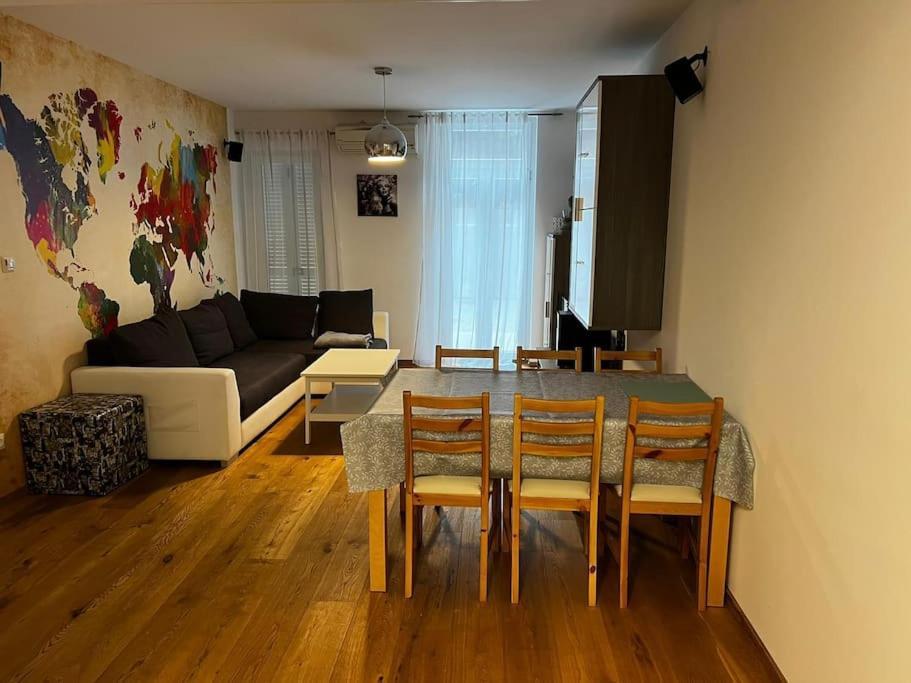 Porec, Tolle 3 Zi-Whg, Sehr Zentral, Top Zustand! Mit Internet Und W-Lan! المظهر الخارجي الصورة
