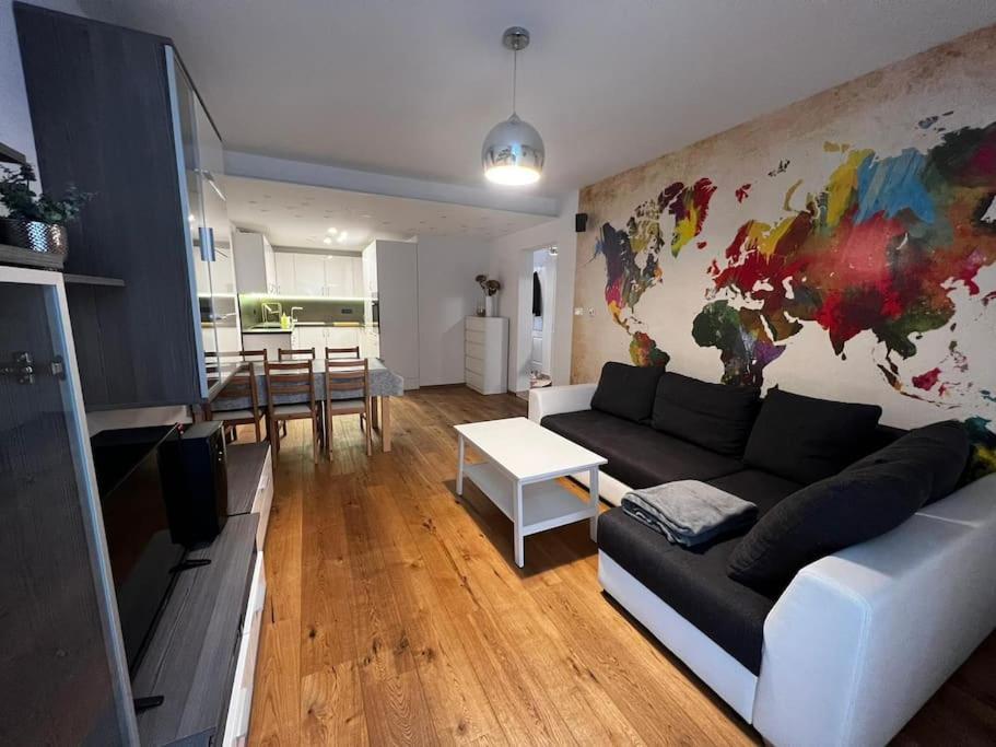 Porec, Tolle 3 Zi-Whg, Sehr Zentral, Top Zustand! Mit Internet Und W-Lan! المظهر الخارجي الصورة